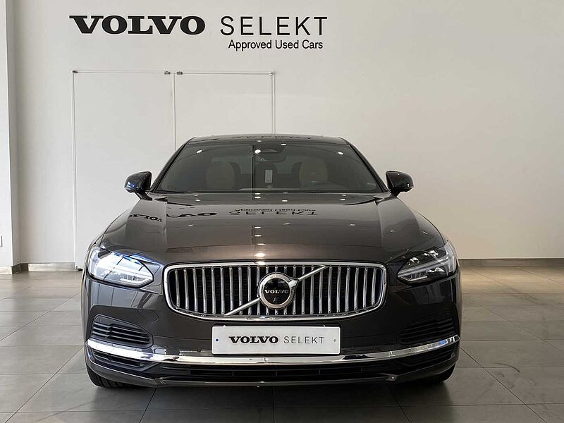 Volvo  S90 Recharge Ultimate, T8 AWD plug-in hybrid, 전기/가솔린, Bright