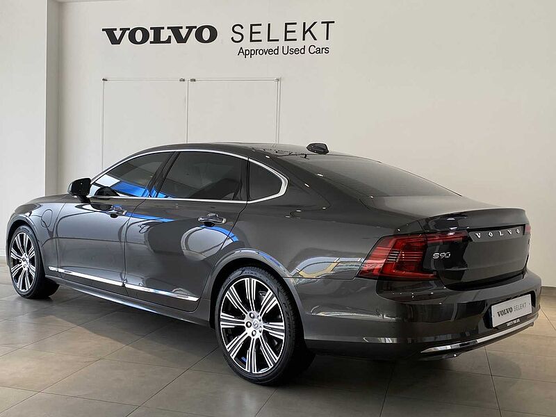 Volvo  S90 Recharge Ultimate, T8 AWD plug-in hybrid, 전기/가솔린, Bright