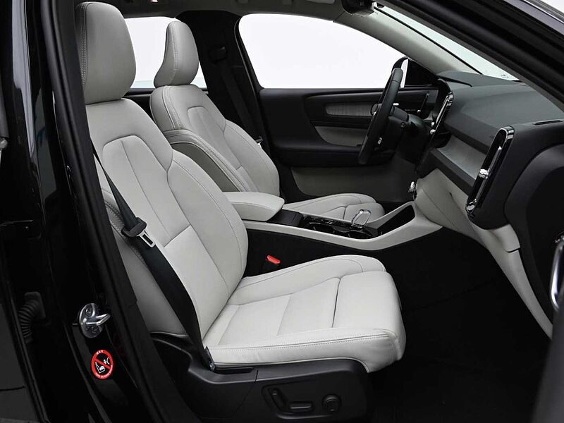 Volvo  Ultimate, B4 AWD 마일드 하이브리드, 가솔린, 브라이트