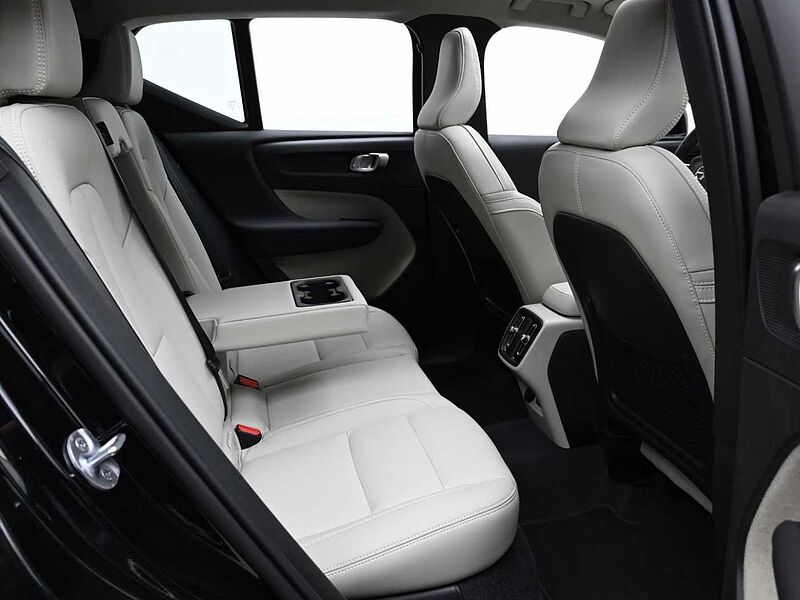 Volvo  Ultimate, B4 AWD 마일드 하이브리드, 가솔린, 브라이트