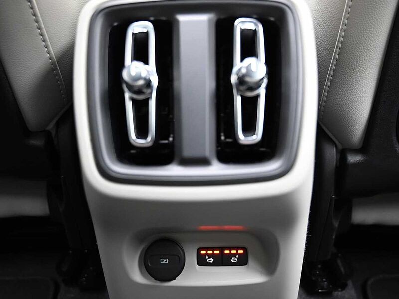 Volvo  Ultimate, B4 AWD 마일드 하이브리드, 가솔린, 브라이트