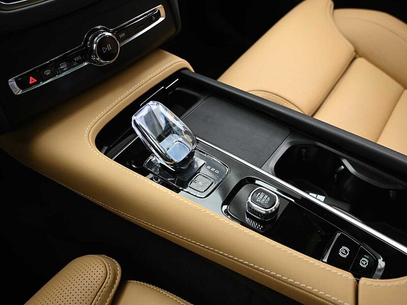 Volvo  Ultimate, B6 AWD 마일드 하이브리드, 가솔린, 브라이트, 7 좌석