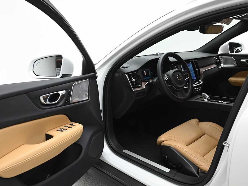 Volvo  Ultimate, B5 AWD 마일드 하이브리드, 가솔린, 브라이트