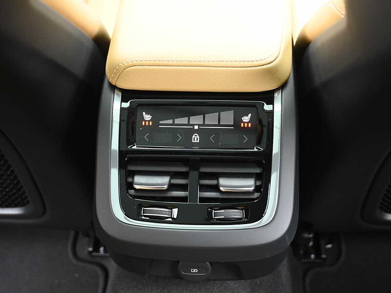 Volvo  Ultimate, B5 AWD 마일드 하이브리드, 가솔린, 브라이트