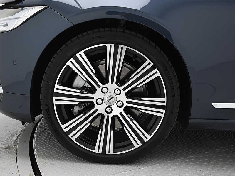 Volvo  Ultimate, B6 AWD 마일드 하이브리드, 가솔린, 브라이트