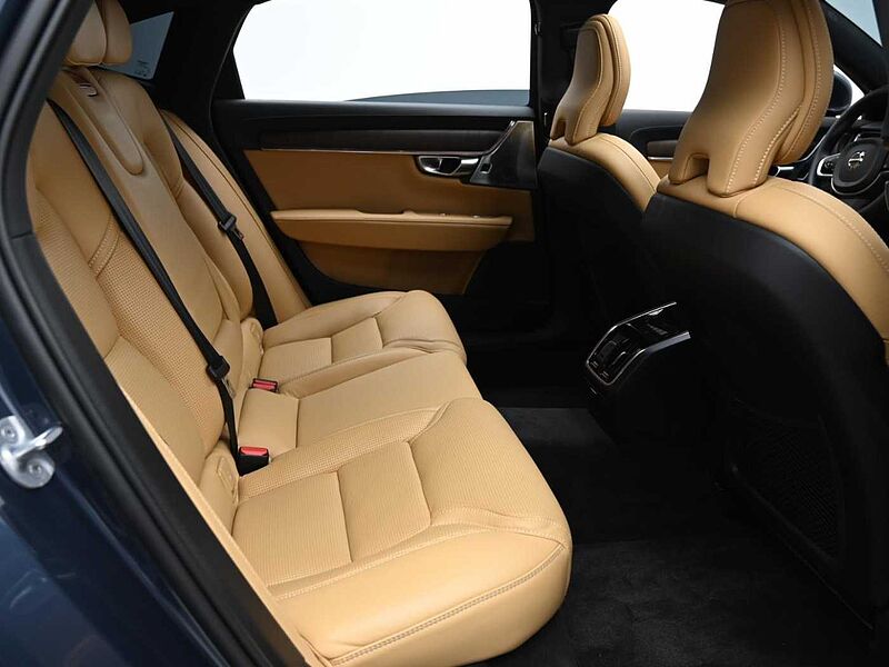 Volvo  Ultimate, B6 AWD 마일드 하이브리드, 가솔린, 브라이트