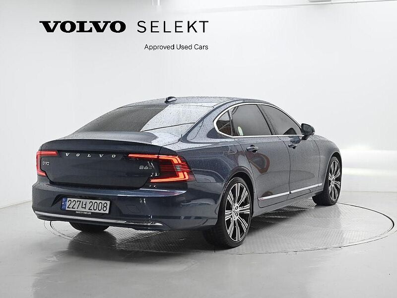 Volvo  Ultimate, B6 AWD 마일드 하이브리드, 가솔린, 브라이트