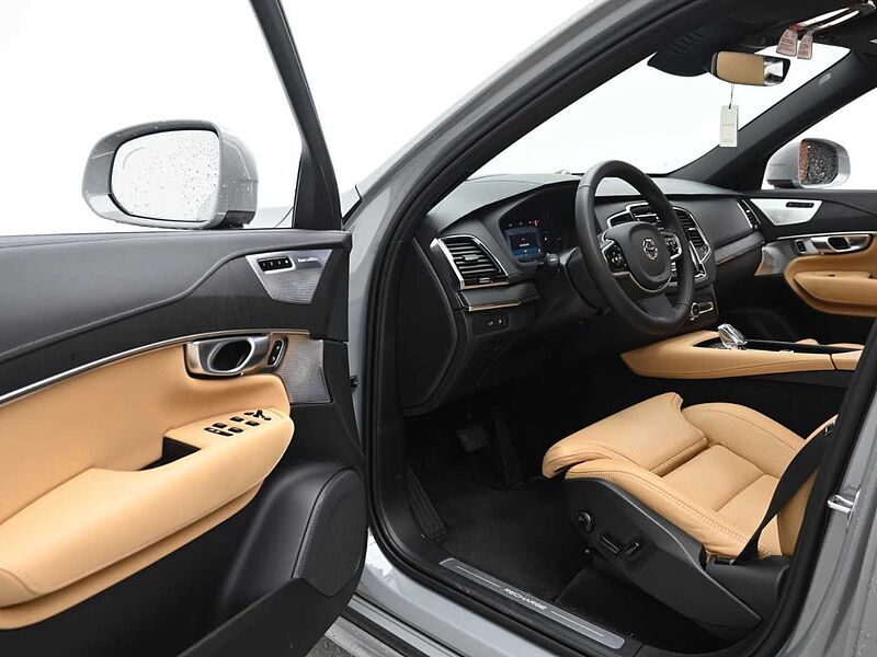 Volvo  Recharge Ultimate, T8 AWD 플러그-인 하이브리드, 전기/가솔린, 브라이트, 7 좌석