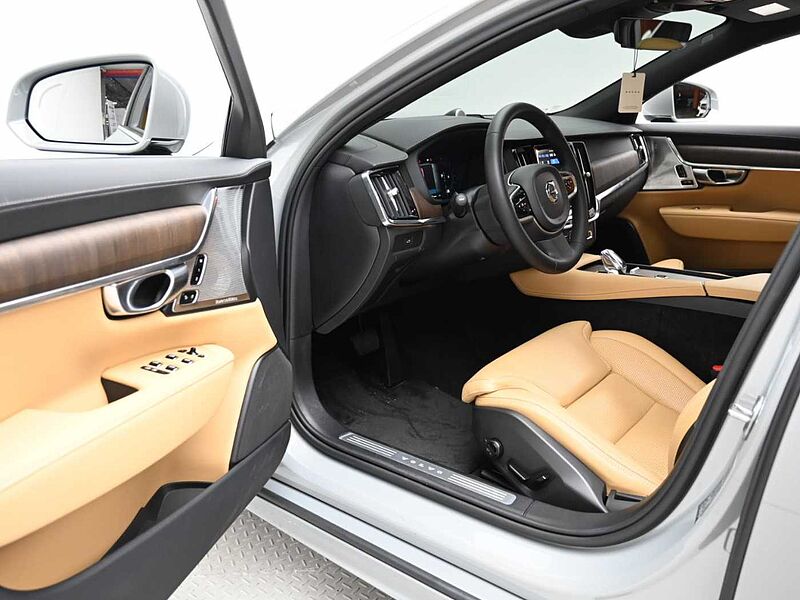 Volvo Ultimate, B5 마일드 하이브리드, 가솔린, 브라이트