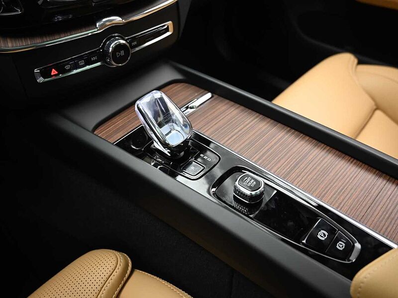 Volvo  Ultra, B5 AWD 마일드 하이브리드, 가솔린, 브라이트