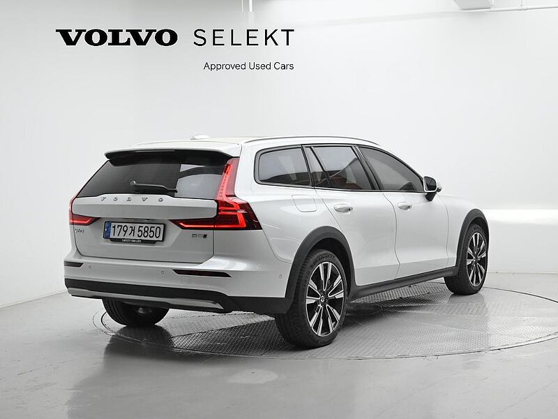 Volvo  Ultimate, B5 AWD 마일드 하이브리드, 가솔린, 브라이트