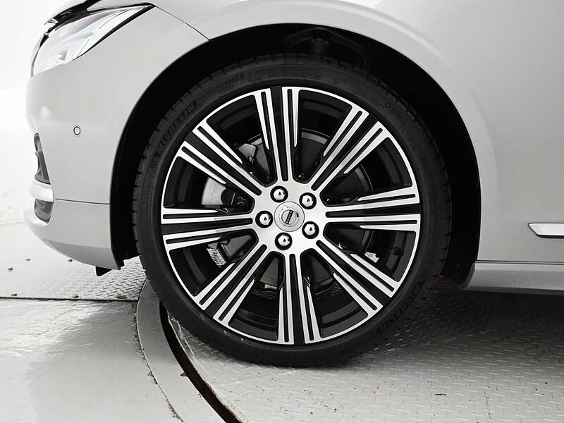 Volvo  Ultimate, B6 AWD 마일드 하이브리드, 가솔린, 브라이트