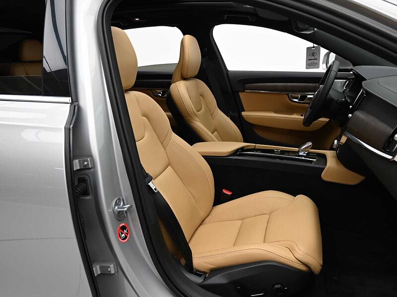Volvo  Ultimate, B6 AWD 마일드 하이브리드, 가솔린, 브라이트