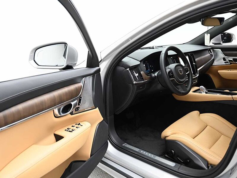Volvo  Ultimate, B6 AWD 마일드 하이브리드, 가솔린, 브라이트