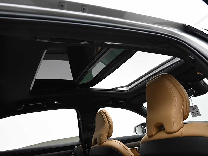 Volvo  Ultimate, B6 AWD 마일드 하이브리드, 가솔린, 브라이트