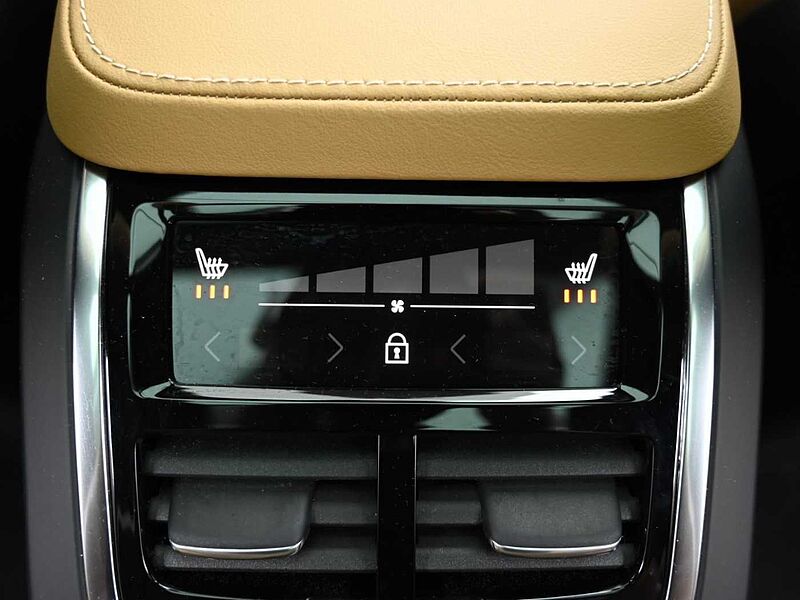 Volvo  Recharge Ultimate, T8 AWD 플러그-인 하이브리드, 전기/가솔린, 브라이트, 7 좌석