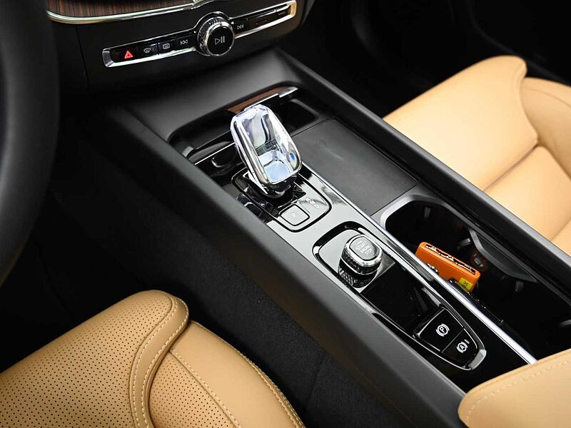 Volvo  Ultra, B5 AWD 마일드 하이브리드, 가솔린, 브라이트