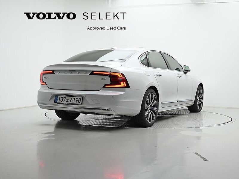 Volvo Ultimate, B5 마일드 하이브리드, 가솔린, 브라이트