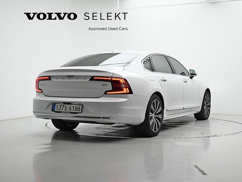 Volvo Ultimate, B5 마일드 하이브리드, 가솔린, 브라이트
