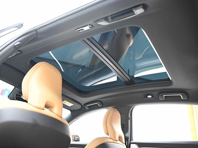 Volvo Ultimate, B5 마일드 하이브리드, 가솔린, 브라이트