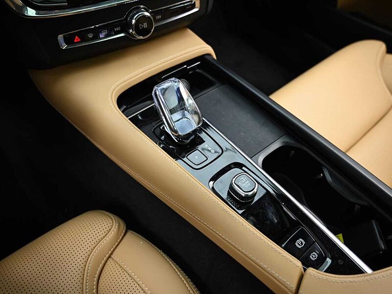 Volvo Ultimate, B5 마일드 하이브리드, 가솔린, 브라이트