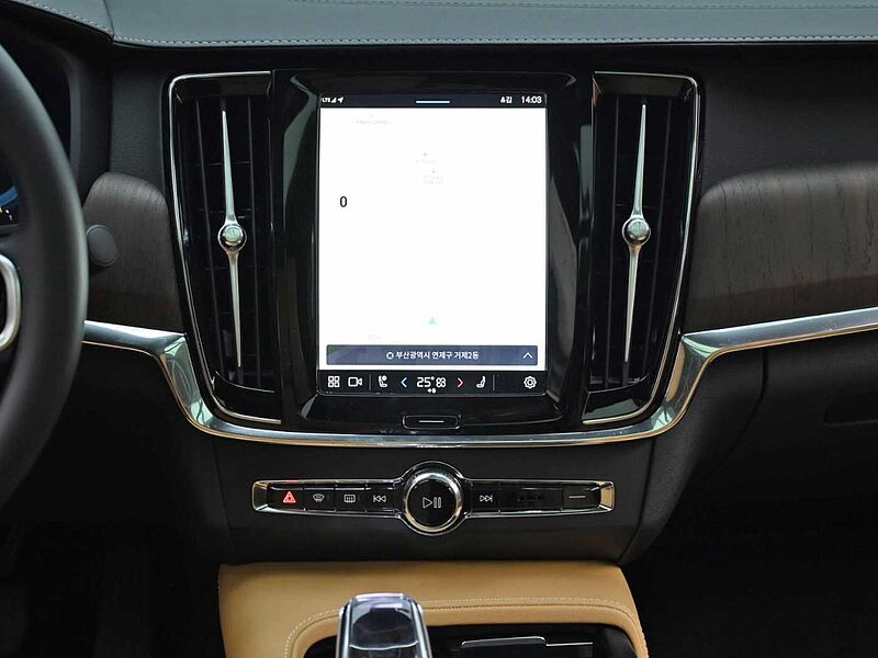 Volvo Ultimate, B5 마일드 하이브리드, 가솔린, 브라이트