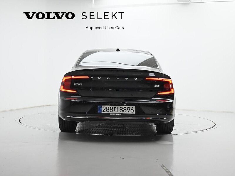 Volvo Ultimate, B5 마일드 하이브리드, 가솔린, 브라이트