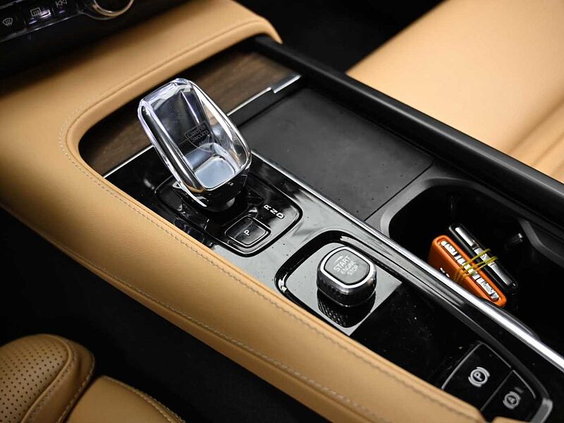 Volvo Ultimate, B5 마일드 하이브리드, 가솔린, 브라이트