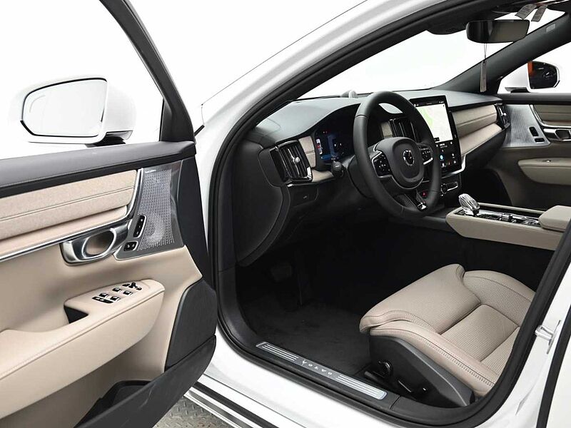 Volvo  Ultra, B5 마일드 하이브리드, 가솔린, 브라이트