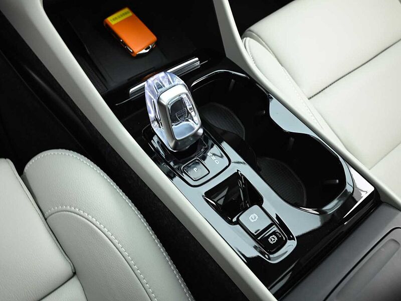 Volvo  Ultra, B4 AWD 마일드 하이브리드, 가솔린, 브라이트