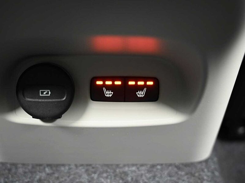 Volvo  Ultra, B4 AWD 마일드 하이브리드, 가솔린, 브라이트