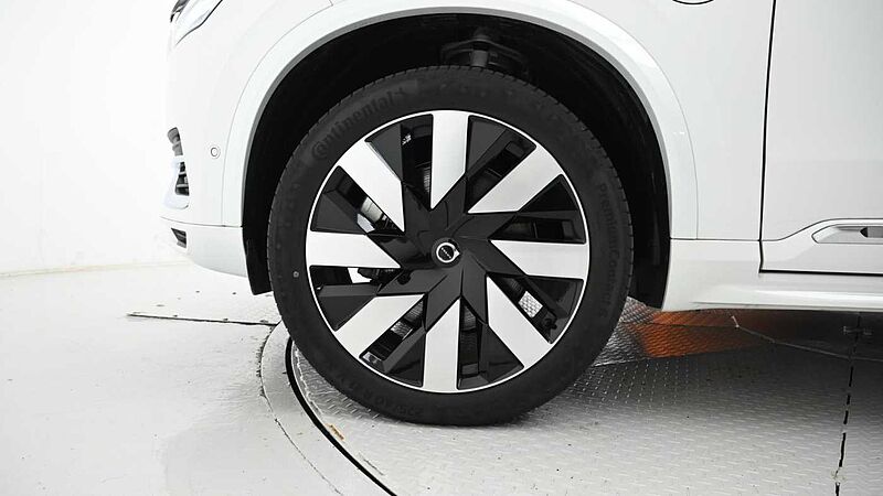 Volvo  Recharge Ultimate, T8 AWD 플러그-인 하이브리드, 전기/가솔린, 브라이트, 7 좌석