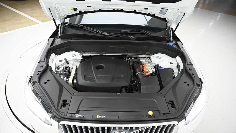 Volvo  Recharge Ultimate, T8 AWD 플러그-인 하이브리드, 전기/가솔린, 브라이트, 7 좌석