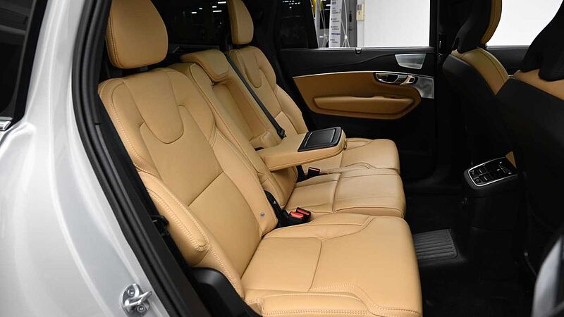 Volvo  Recharge Ultimate, T8 AWD 플러그-인 하이브리드, 전기/가솔린, 브라이트, 7 좌석