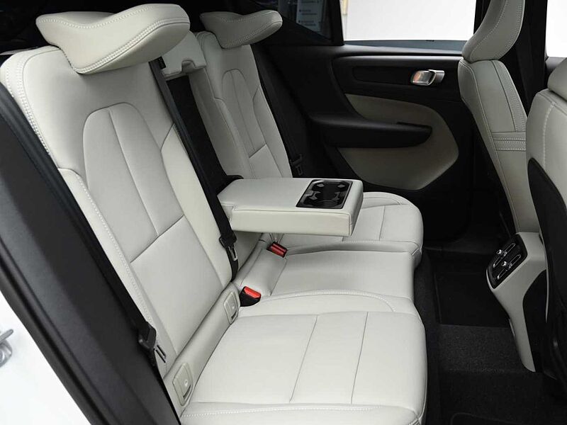 Volvo  Ultra, B4 AWD 마일드 하이브리드, 가솔린, 브라이트