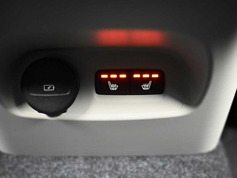 Volvo  Ultra, B4 AWD 마일드 하이브리드, 가솔린, 브라이트