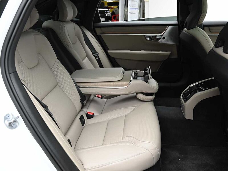 Volvo  Ultra, B5 마일드 하이브리드, 가솔린, 브라이트