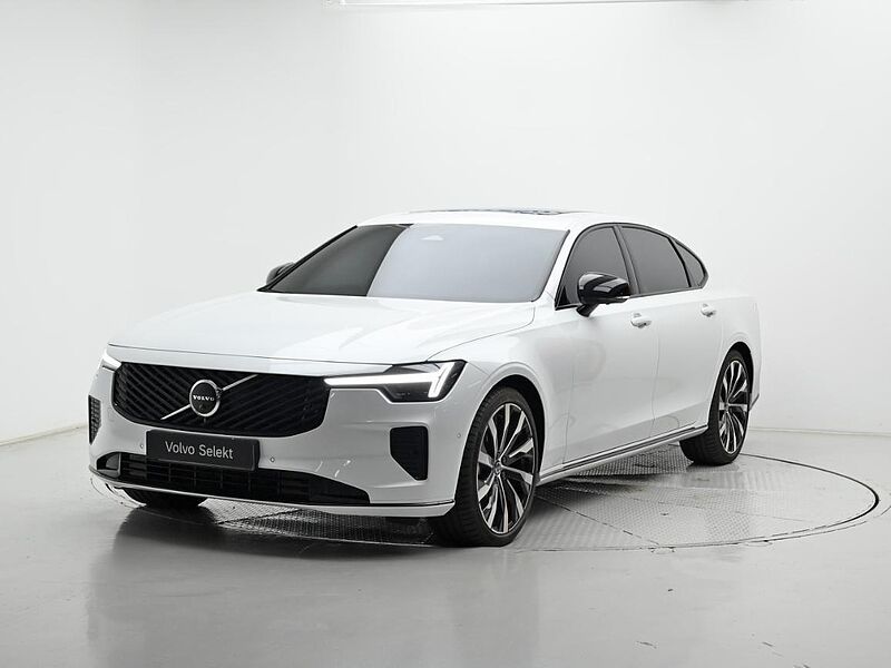 Volvo  Ultra, B5 마일드 하이브리드, 가솔린, 다크
