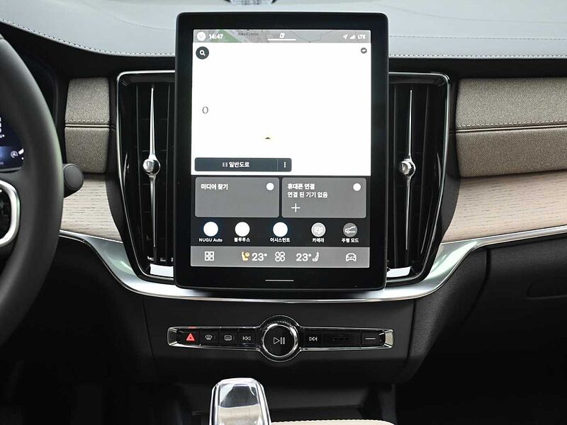 Volvo  Ultra, B5 마일드 하이브리드, 가솔린, 다크