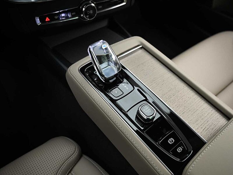 Volvo  Ultra, B5 마일드 하이브리드, 가솔린, 브라이트