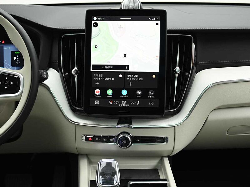 Volvo  Ultra, T8 AWD 플러그-인 하이브리드, 전기/가솔린, 브라이트