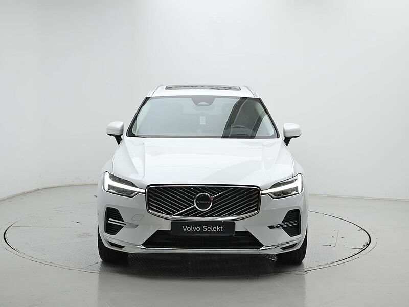 Volvo  Ultra, T8 AWD 플러그-인 하이브리드, 전기/가솔린, 브라이트