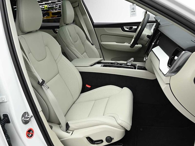 Volvo  Ultra, T8 AWD 플러그-인 하이브리드, 전기/가솔린, 브라이트