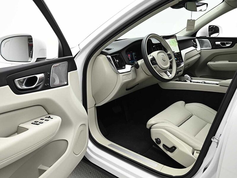 Volvo  Ultra, T8 AWD 플러그-인 하이브리드, 전기/가솔린, 브라이트