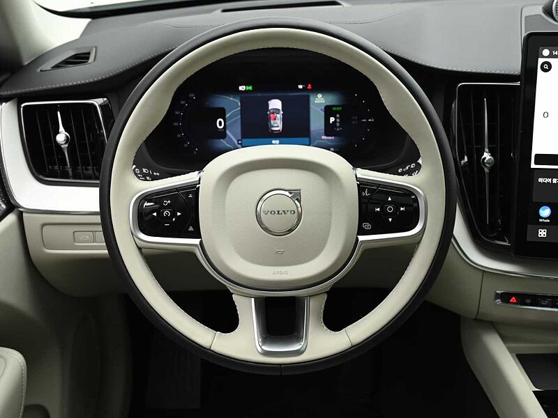 Volvo  Ultra, T8 AWD 플러그-인 하이브리드, 전기/가솔린, 브라이트