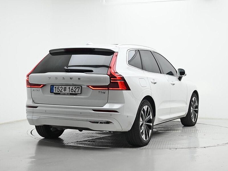 Volvo  Ultra, T8 AWD 플러그-인 하이브리드, 전기/가솔린, 브라이트