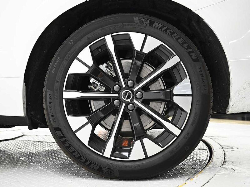 Volvo  Ultra, T8 AWD 플러그-인 하이브리드, 전기/가솔린, 브라이트