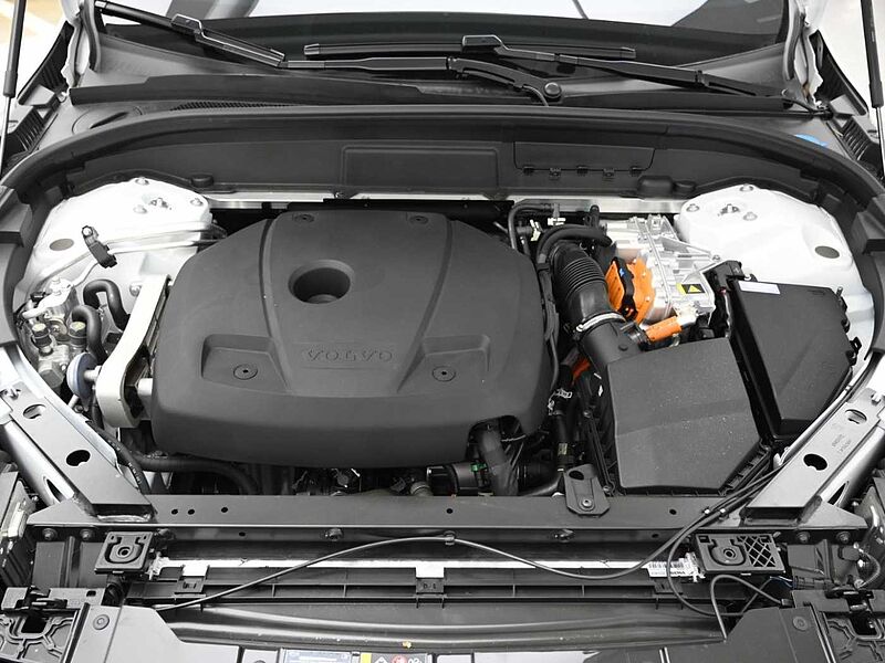 Volvo  Ultra, T8 AWD 플러그-인 하이브리드, 전기/가솔린, 브라이트