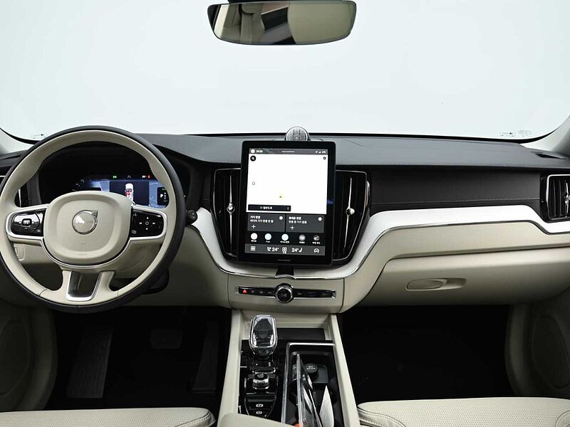 Volvo  Ultra, T8 AWD 플러그-인 하이브리드, 전기/가솔린, 브라이트