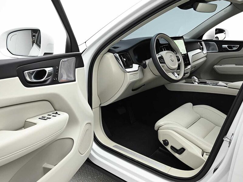 Volvo  Ultra, T8 AWD 플러그-인 하이브리드, 전기/가솔린, 브라이트